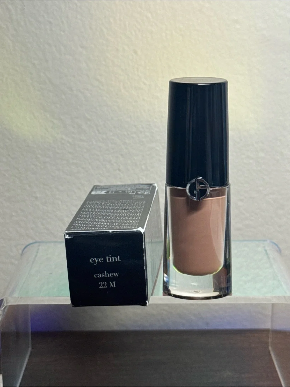 Giorgio Armani Eye Tint Long-Lasting Liquid Eyeshadow 22M cashew